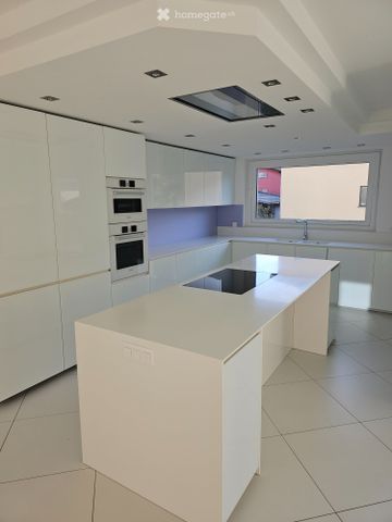 5.5 Zimmer, 182 m² - Photo 2
