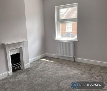 3 bedroom terraced house to rent - Photo 6