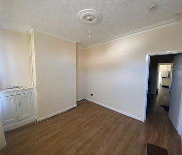 3 bedroom property to rent - Photo 3