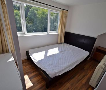 5 bedroom detached house to rent - Photo 5