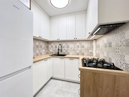 2 pok z widokiem na pl. Grzybowski - Photo 4