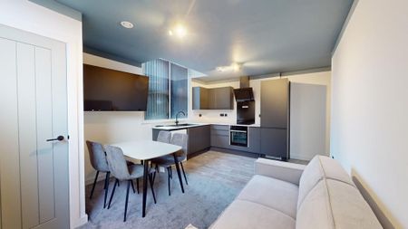 4 bedroom terraced house to rent - Photo 3