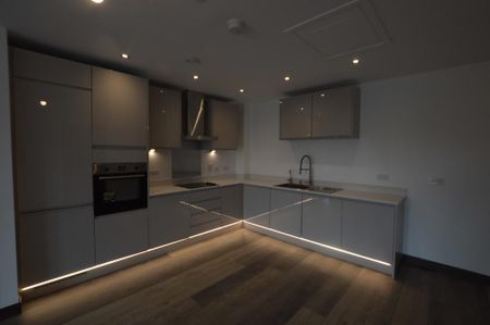 2 bedroom apartment to rent - Photo 5