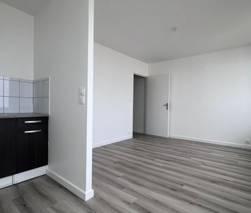 Appartement a louer Aubervilliers - Loyer €729/mois charges compris... - Photo 2