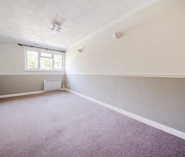 2 bedroom maisonette to rent - Photo 5