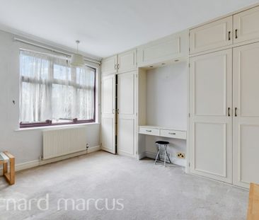 Edgehill Road, Mitcham - Photo 4