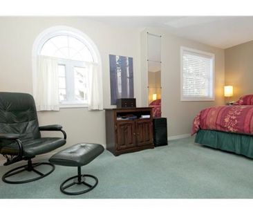 3 Robarts Cresent - Photo 5