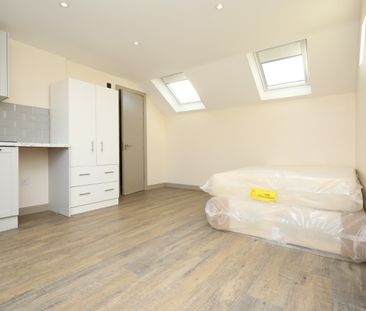 Studio Flat, Laleham Road, SE6 - Photo 1