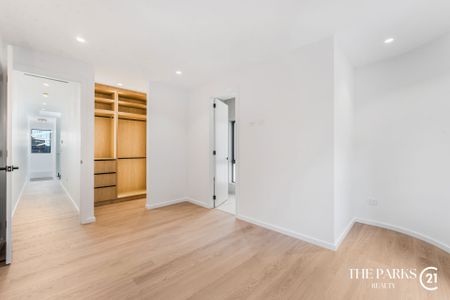 Beautiful Brand New Four Bedroom Home - Photo 4