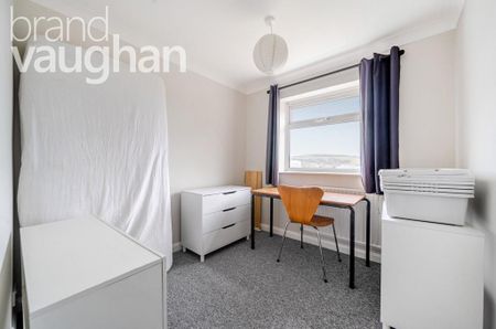 4 bedroom terraced house to rent - Photo 5