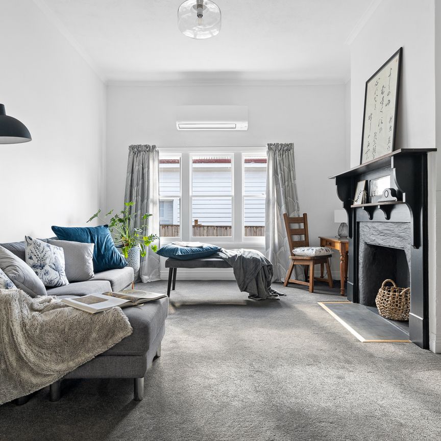 24 Leslie Street - Photo 1