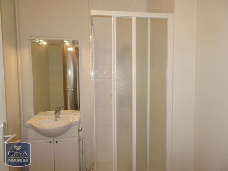 Location Appartement 2 pièces 41m² ST MARTIN D HERES 38400 - Photo 2