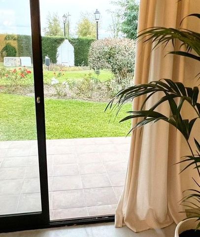 3 bedroom luxury Townhouse for rent in Estepona, Andalusia - Photo 5