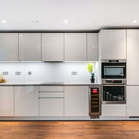 Furnished 1 bed flat located in Nine Elms - Photo 3