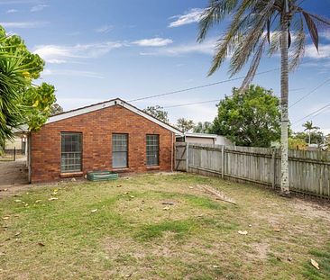 18 Willoughby Crescent, 4127, Springwood Qld - Photo 3
