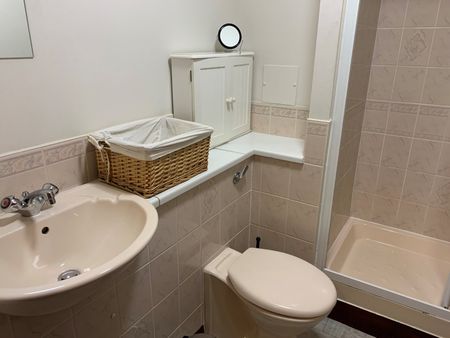 1 bedroom apartment to rent - Photo 5