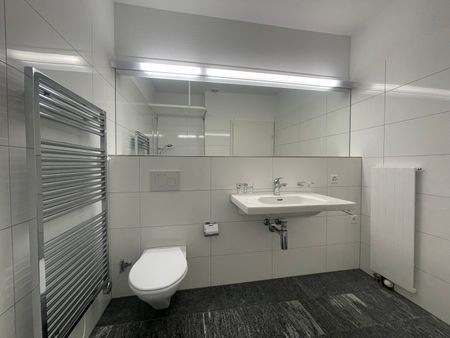 Charmante 3-Zimmer-Wohnung in historischem Gebäude in Baden - Foto 4