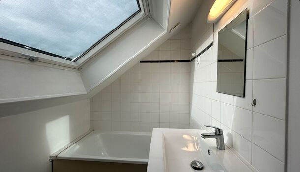 Appartement 2 pièces 24m2 REIMS 545 euros - Photo 1