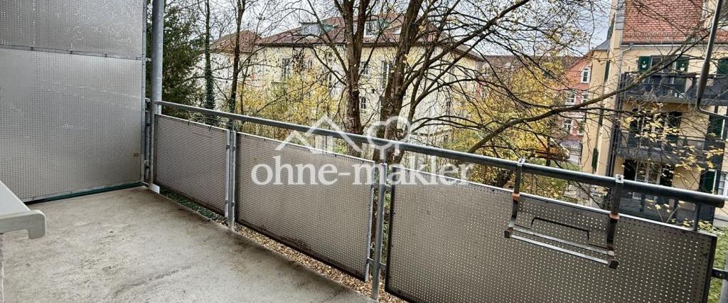 2-Zimmer-Wohnung mit Balkon im Augsburger Textilviertel - Foto 1