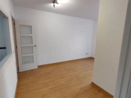 Piso de alquiler en Calle del Pilar de Zaragoza, 24, Guindalera - Photo 4