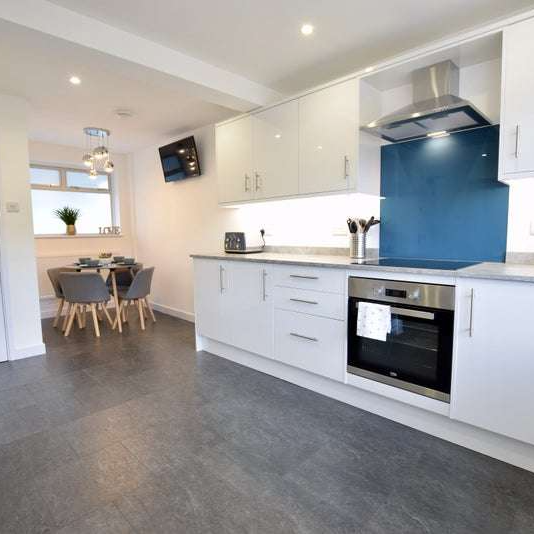 🌟Luxury Room🌟 Bedroom 2 - Photo 1