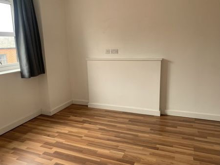 Clyde Court, Leicester, LE1 - Photo 2