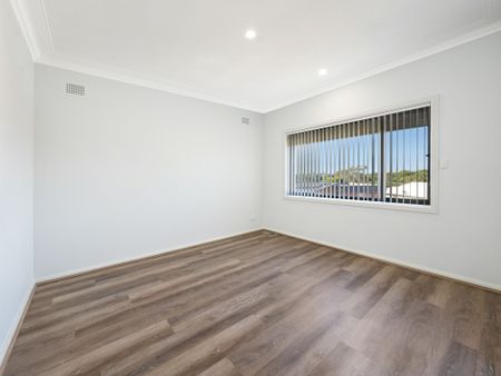 76 Cowper Street Port Kembla - Photo 3