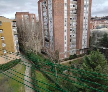 Piso de alquiler en Calle Calle Laín Calvo, Puerta del Ángel - Photo 6