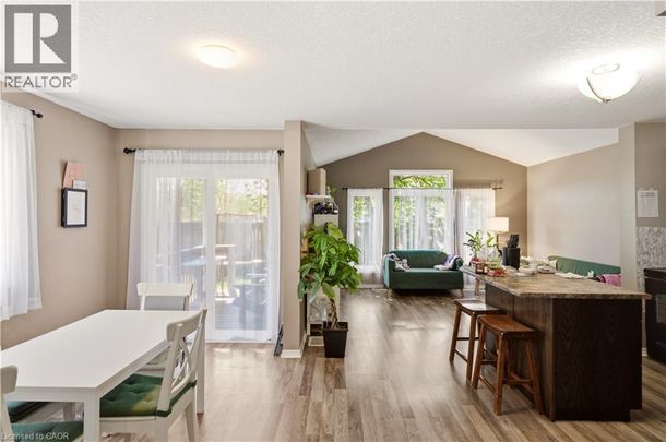541 WILD IRIS Avenue, Waterloo, Ontario, N2V2W4 - Photo 1