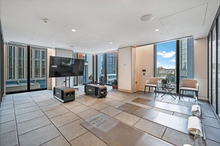 3 bedroom flat to rent - Photo 3