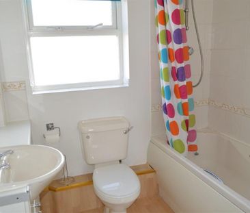Stroud Way, Worle, Weston-Super-Mare - Photo 3