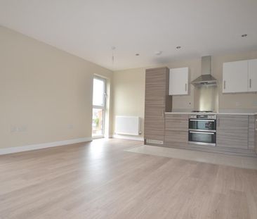 2 bedroom apartment - Photo 6