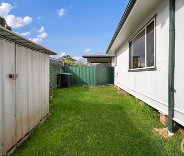 Large&comma; Tidy Home in a Prime Location&excl;&excl; - Photo 3