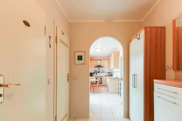 Tolle 3-Zi.ETW. Mit 2 Balkonen, TG-Stellplatz, Klimaanlage - Foto 1