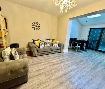 Bletchley Road, Leeds, Horsforth - Photo 4