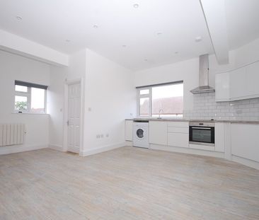 The Broadway, Market Place, Chalfont St. Peter,SL9 - Photo 5