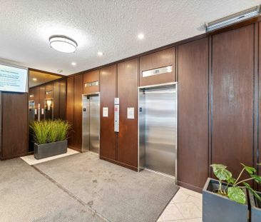 For Lease - 2951 Riverside Drive Unit# 306, Billings Bridge - River... - Photo 3