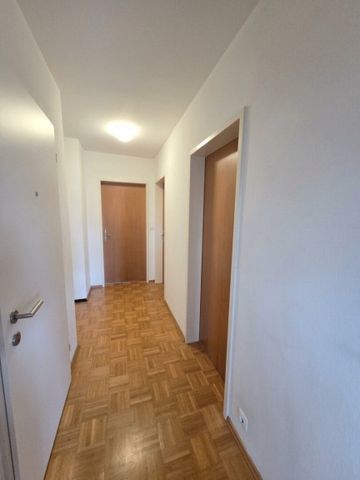 Ihr neues Zuhause in Klaus - Gemütliche 3-Zimmerwohnung mit Balkon zu vermieten! - Photo 3