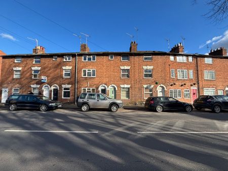 3 bed terraced house to rent in Coventry Road, Warwick, CV34 - Photo 3