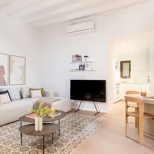 Carrer d'en Xuclà, Barcelona, Catalonia 08001 - Photo 1