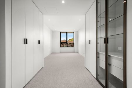 A Vision of Style & Luxury - Photo 3