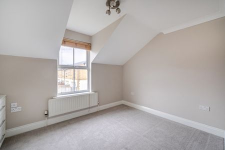 Harper Mews, Earlsfield, London, SW17 - Photo 2