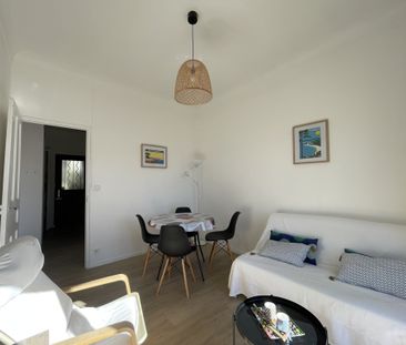 Location Appartement 2 pièces 35m² LE LAVANDOU 83980 - Photo 2