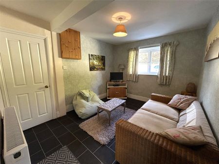 Dulverton, Somerset, TA22 - Photo 3