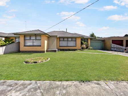 4 Cambridge Street, Wendouree - Photo 3