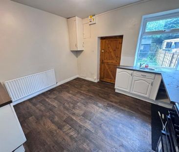 2 Bedroom Terraced To Let - Photo 6