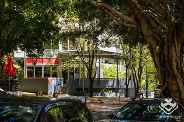 FULLY FURNISHED APARTMENT NEXT TO THE RIVER - Photo 1