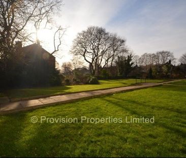 4 Bedroom Student Lets Leeds - Photo 2