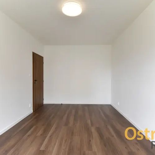 Pronájem bytu 2+1 55 m - Photo 1