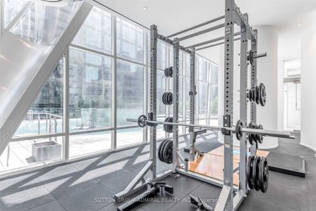 For Lease - 1 Bloor Street Unit# 1012, Toronto, Ontario - Photo 4